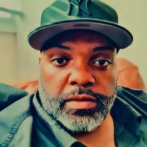 Meet your Posher, Aaron